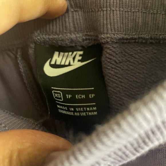 Nike Lavender Purple Joggers - Picture 4 of 7